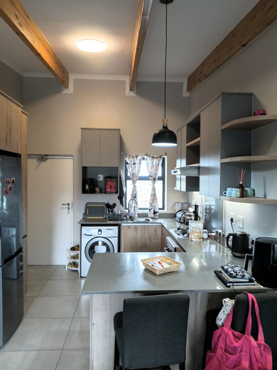 To Let 2 Bedroom Property for Rent in Bodorp Western Cape